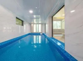 Gapyeong Therisome Poolvilla