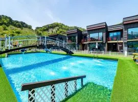 Gaboja Private Pet Pool Villa