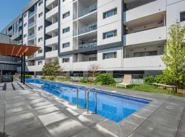 Chic 1-Bedroom Retreat in Greenway