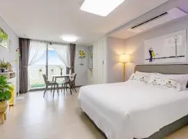 Yeosu Stay and For You