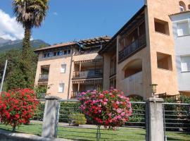 Apartmenthaus am Waalweg, hotel v destinaci Caines