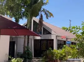 Au Mirandav Hotel