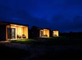 Paulton - Sleeps 2 - PetFriendly - HotTub - Garden