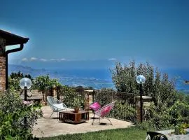 Casa Greli, typical Sicilian house with a view
