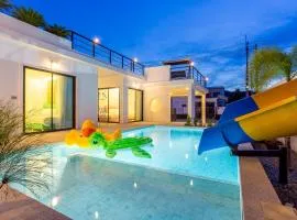 Happy Time Pool Villa