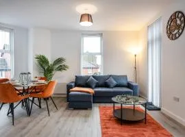 Inviting and modern 2 BR apartment walk to centre