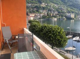 Casa Ulla - in direkter Seelage - fantastischer Ausblick, hotel in Gravedona