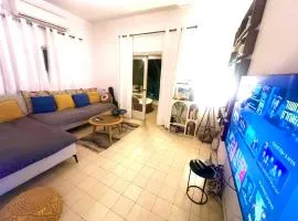 כפר בלב העיר ליד הים המיקום המושלם בתל אביב