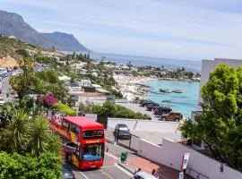 Clifton Beachfront Studio-Sea Views & Walk To Beach