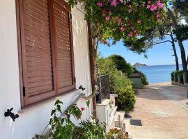 So close to the sea, hotel in Santa Maria Navarrese