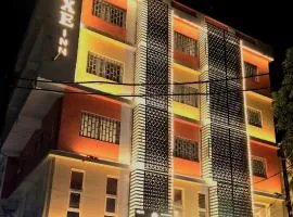 Luxe Inn