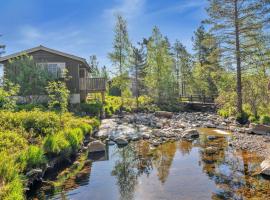 Holiday Home Berthabu by Interhome, Hotel in Øyuvstad