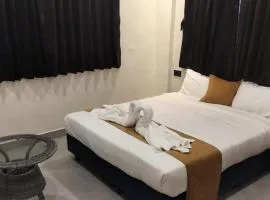 Hotel Sulochana