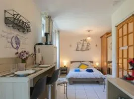 Studio Les Hortensias by Interhome