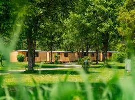 Holiday Home Wood Cube by Interhome