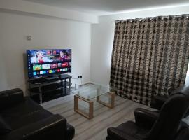 Modern Apartment in Southeast London, hotel v destinaci Plumstead