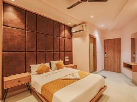 Hotel Beverly Palace Kozhikode - Hotel and Restaurant、コーリコードのホテル