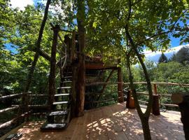 Rivendell Treehouse, hotel v destinaci Chiozza