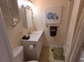 N326 adorable 2 b 2 ba beach bungalow Located on Nettles Island FL