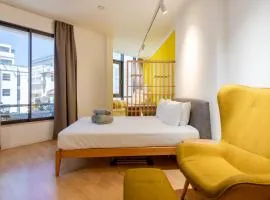 Yellow Sun Studio - Cozy Stay in Central Funchal