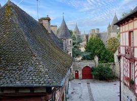 La maison d'en haut, hotel v destinaci Josselin