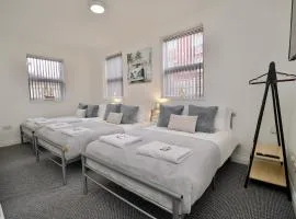 Gosford Park Studio 4 - Coventry