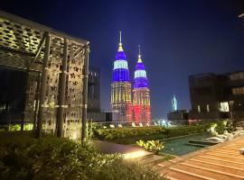 Holiday Suites at Star, hotel with hot tubs in Kuala Lumpur