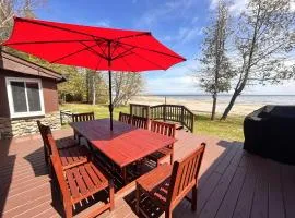 Lakeside Lodge