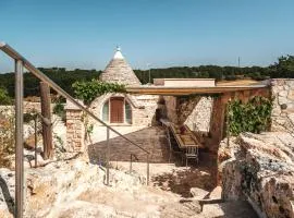 HelloAPULIA Trulli Flora - Charming Trulli with Private Pool and Garden