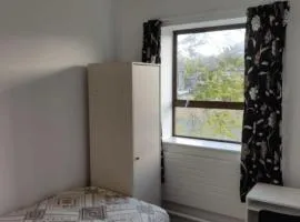 Quiet & Comfy Private Stay near Phoenix Park Dublin