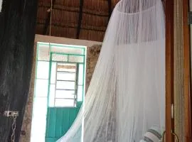 Hotel y Museo Aldea Maya Toktli Orígenes - Casa Maya Toh - Alberca, Wifi Starlink, Tour Museo