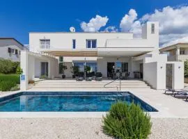 Villa Aponia by Interhome