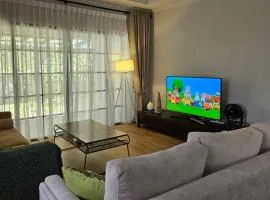 Yenni Villa at Country Villas, Country Heights