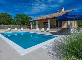 Villa Antonia, a beautiful pool villa in a large 1900 sqm garden