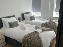 Modern Finchley 2BR Sleeps 6