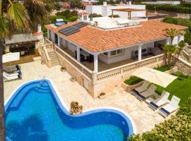 Villa Rafael, hotel em Punta Prima