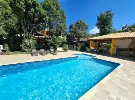 Chácara com 05 dormitórios, piscina e Lazer LT0040