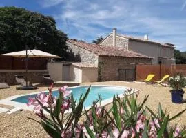 Au pied de la montagne