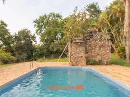 Chácara em Piracaia com Piscina e Churrasqueira