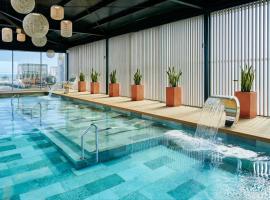 Le Meridien Ra Beach Hotel and Spa, hotel v destinaci El Vendrell