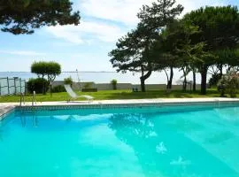 Villa avec piscine chauffée et magnifique vue mer