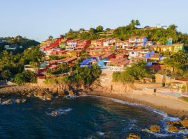 Oceanview Villa in Casitas de las Flores, Careyes, ξενοδοχείο σε Careyes