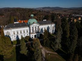 Hotel Zámok Topoľčianky, 3hvězdičkový hotel v destinaci Topoľčianky
