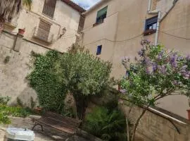 Casa rural en un pueblo de Matarraña, Teruel Aragón