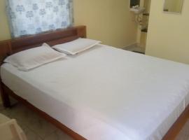 Suganya Lodge, lodge in Virudunagar