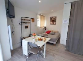 Le Petit Brevin, hotel i Saint-Brevin-les-Pins