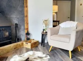 Woodland View Retreat - Luxury Stay, Endless Fun