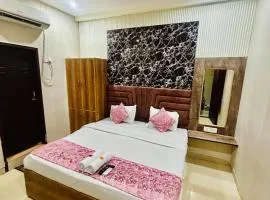 Rooms for Family - by Hotel RAJ