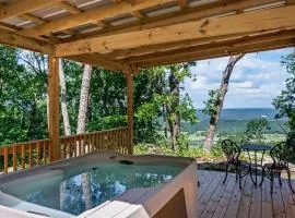 The Bear Necessities Cabin with Hot Tub on the Brow