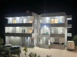 Apartments Bojku